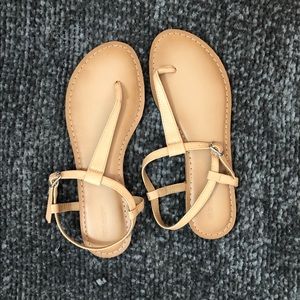 Thong sandals